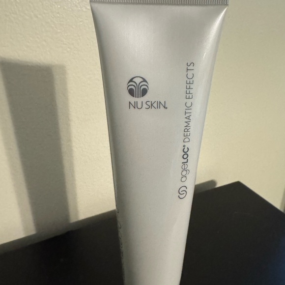 Skin ageLOC Dermatic Effects Cream - Cream - Picture 3 of 6